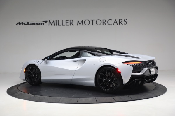 New 2023 McLaren Artura TechLux for sale $279,835 at Maserati of Westport in Westport CT 06880 4