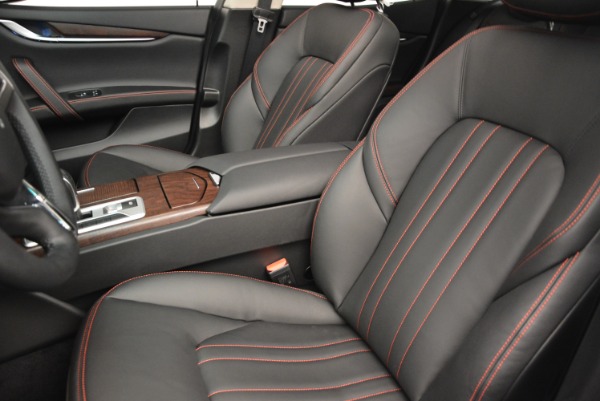 Used 2016 Maserati Ghibli S Q4  EX-LOANER for sale Sold at Maserati of Westport in Westport CT 06880 15