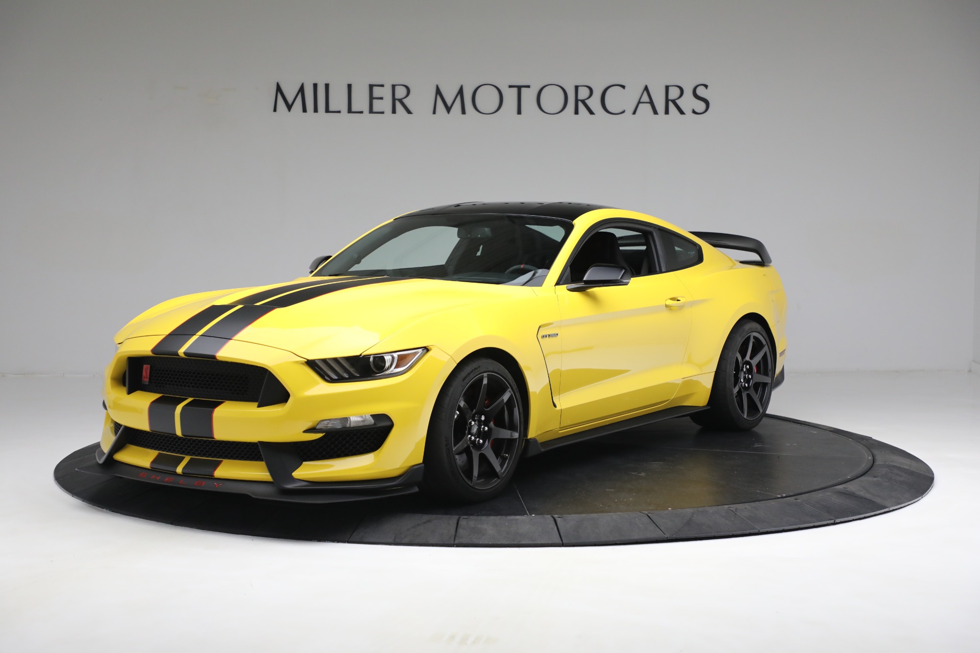 Used 2017 Ford Mustang Shelby GT350R for sale Sold at Maserati of Westport in Westport CT 06880 1