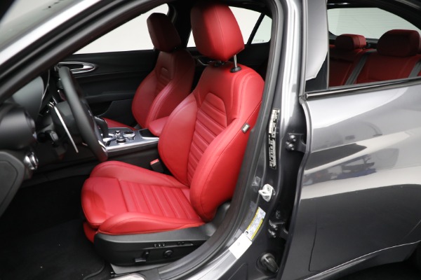 New 2024 Alfa Romeo Giulia Veloce for sale Sold at Maserati of Westport in Westport CT 06880 25