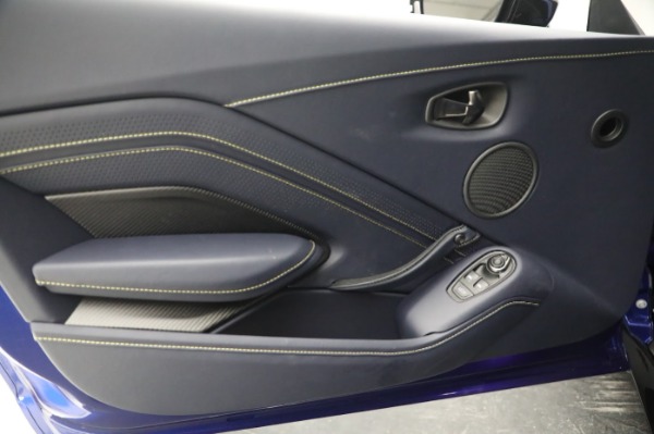 New 2023 Aston Martin Vantage V8 for sale $203,286 at Maserati of Westport in Westport CT 06880 17