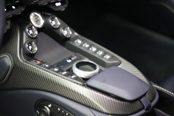 New 2023 Aston Martin Vantage V8 for sale $203,286 at Maserati of Westport in Westport CT 06880 19
