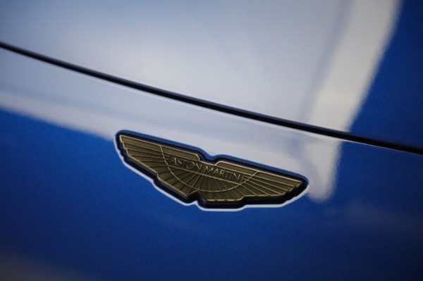 New 2023 Aston Martin Vantage V8 for sale $203,286 at Maserati of Westport in Westport CT 06880 24