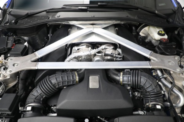 New 2023 Aston Martin Vantage V8 for sale $203,286 at Maserati of Westport in Westport CT 06880 25