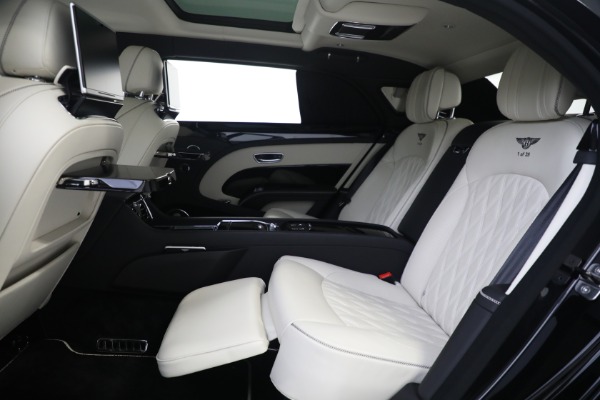 Used 2017 Bentley Mulsanne Extended Wheelbase for sale Sold at Maserati of Westport in Westport CT 06880 24
