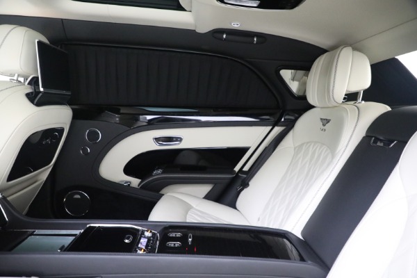 Used 2017 Bentley Mulsanne Extended Wheelbase for sale Sold at Maserati of Westport in Westport CT 06880 26