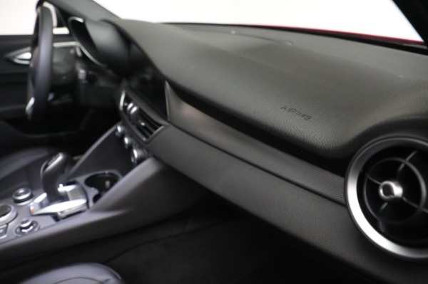New 2024 Alfa Romeo Giulia Ti for sale $51,115 at Maserati of Westport in Westport CT 06880 28