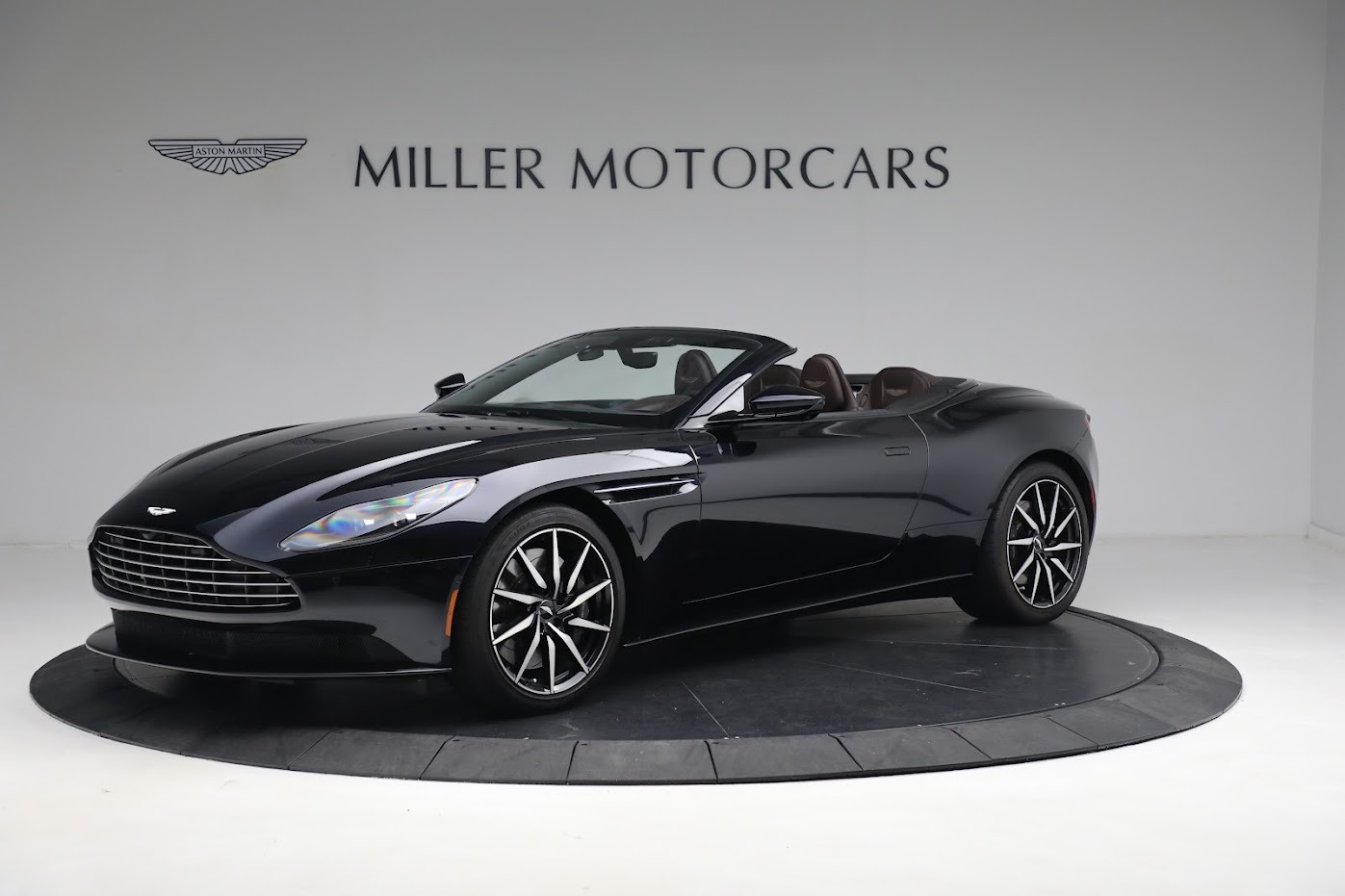 Used 2020 Aston Martin DB11 Volante for sale $148,900 at Maserati of Westport in Westport CT 06880 1