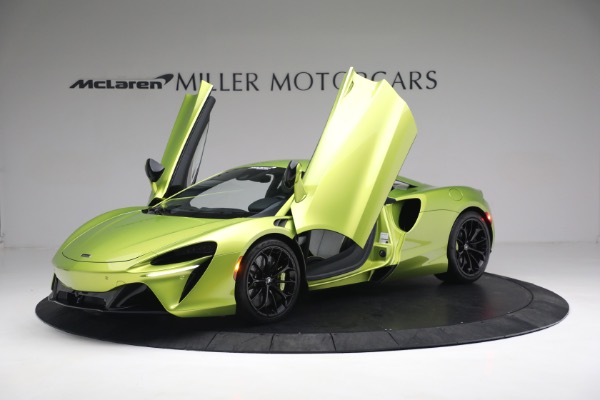 New 2023 McLaren Artura Vision for sale $277,875 at Maserati of Westport in Westport CT 06880 14