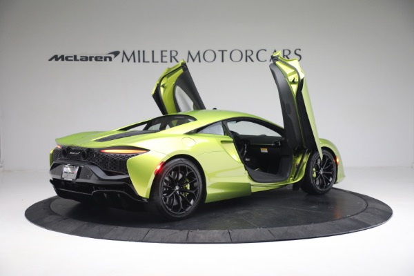 New 2023 McLaren Artura Vision for sale $277,875 at Maserati of Westport in Westport CT 06880 16