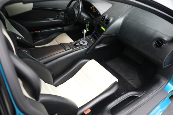 Used 2003 Lamborghini Murcielago for sale Sold at Maserati of Westport in Westport CT 06880 24
