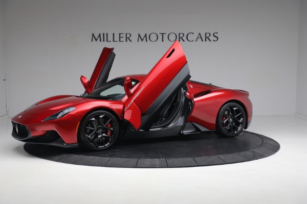 Used 2022 Maserati MC20 for sale $229,900 at Maserati of Westport in Westport CT 06880 16