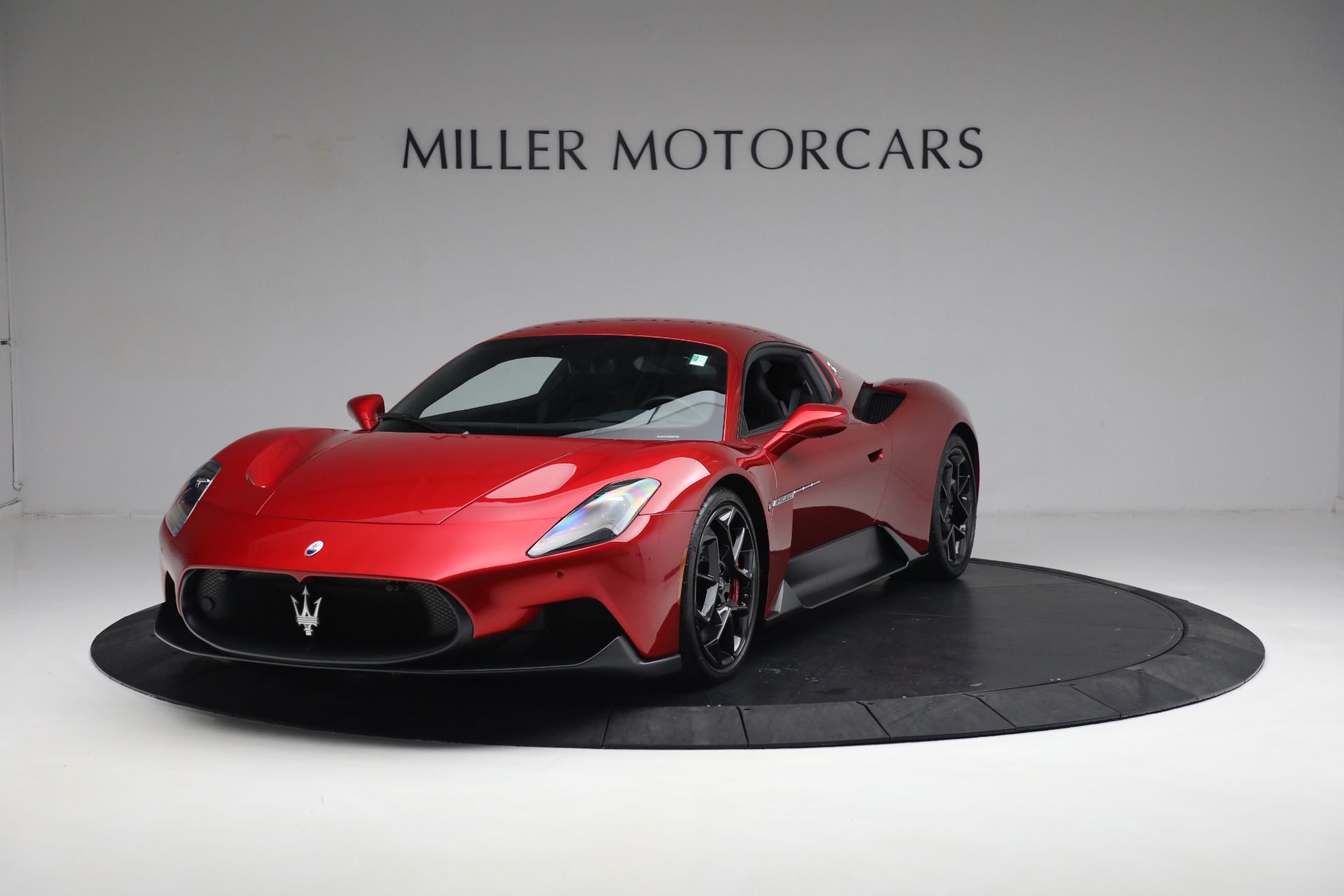 Used 2022 Maserati MC20 for sale $229,900 at Maserati of Westport in Westport CT 06880 1