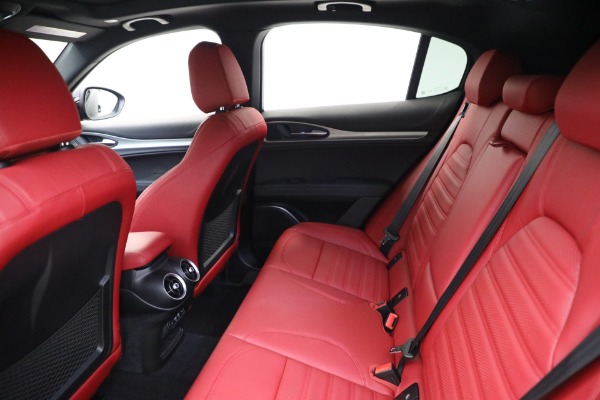 New 2023 Alfa Romeo Stelvio Veloce for sale $48,900 at Maserati of Westport in Westport CT 06880 20