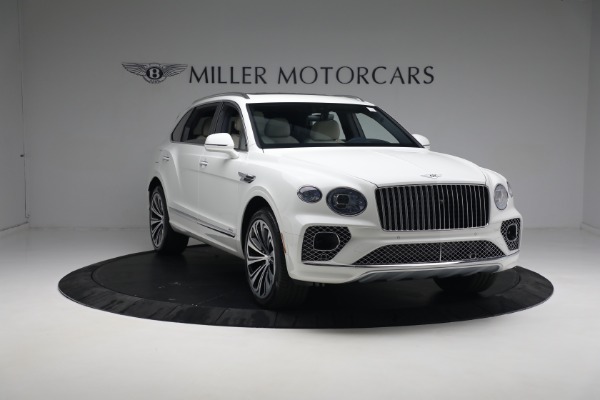 New 2023 Bentley Bentayga EWB Azure V8 for sale $292,110 at Maserati of Westport in Westport CT 06880 16