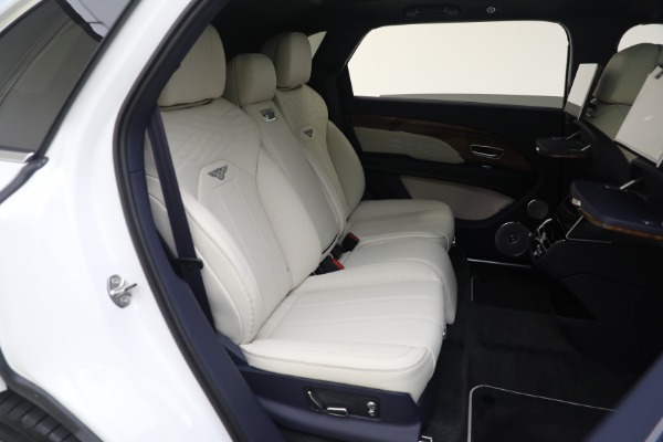 New 2023 Bentley Bentayga EWB Azure V8 for sale $292,110 at Maserati of Westport in Westport CT 06880 28