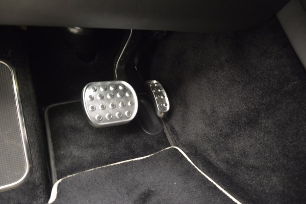 Used 2016 Bentley Mulsanne for sale Sold at Maserati of Westport in Westport CT 06880 26