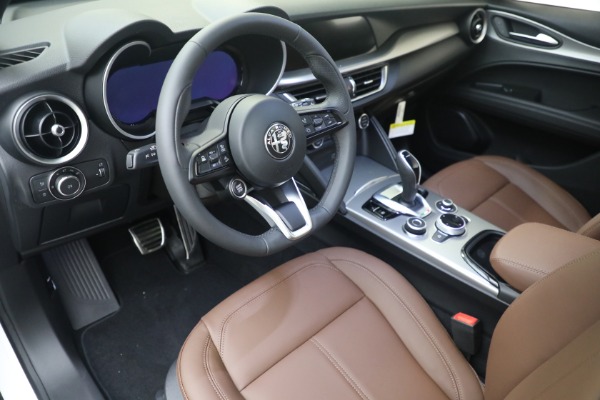 New 2024 Alfa Romeo Stelvio Ti for sale $54,570 at Maserati of Westport in Westport CT 06880 21