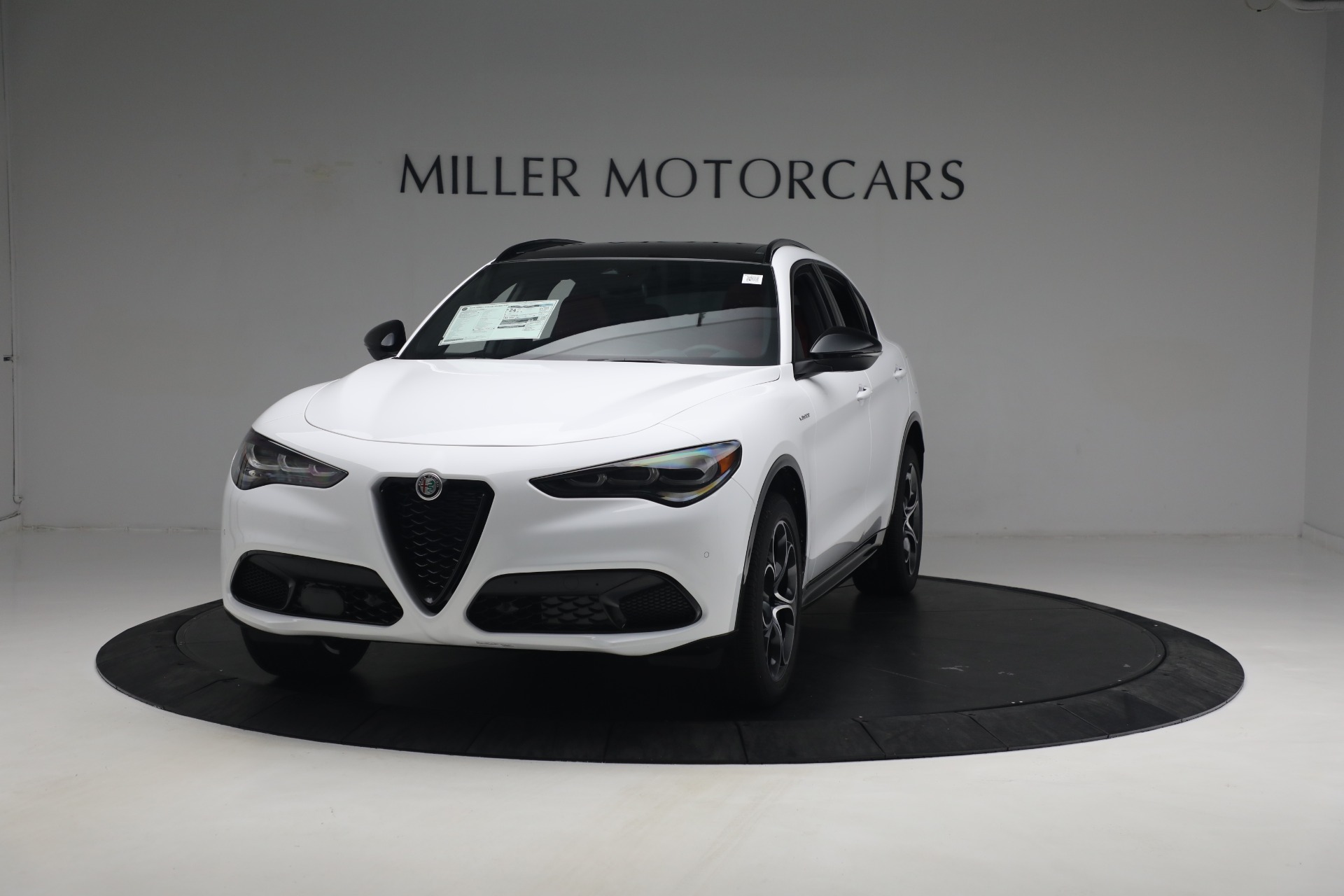 New 2024 Alfa Romeo Stelvio Veloce for sale $56,095 at Maserati of Westport in Westport CT 06880 1