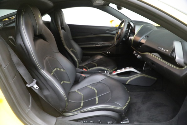 Used 2016 Ferrari 488 GTB for sale $249,900 at Maserati of Westport in Westport CT 06880 17