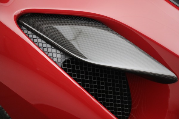 Used 2022 Ferrari F8 Tributo for sale $399,900 at Maserati of Westport in Westport CT 06880 22