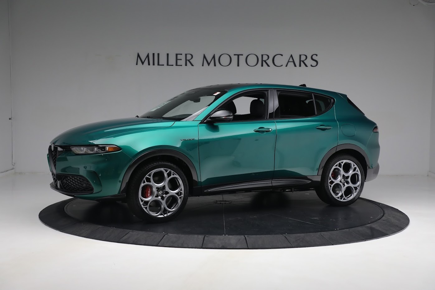 New 2024 Alfa Romeo Tonale Veloce for sale $58,840 at Maserati of Westport in Westport CT 06880 1