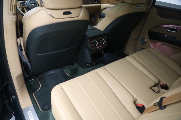 New 2023 Bentley Bentayga Azure Hybrid for sale $258,965 at Maserati of Westport in Westport CT 06880 23