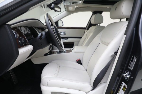Used 2019 Rolls-Royce Ghost for sale $225,895 at Maserati of Westport in Westport CT 06880 22