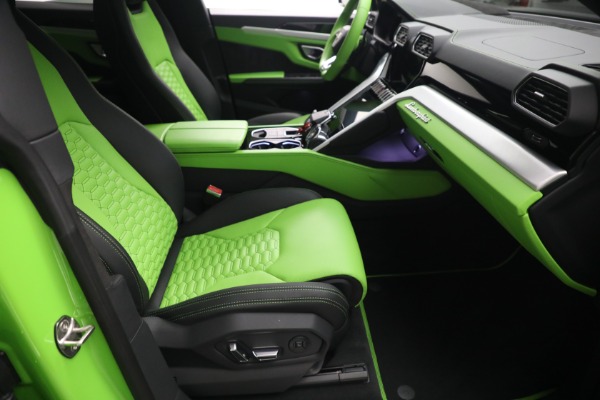 Used 2022 Lamborghini Urus for sale $269,900 at Maserati of Westport in Westport CT 06880 22