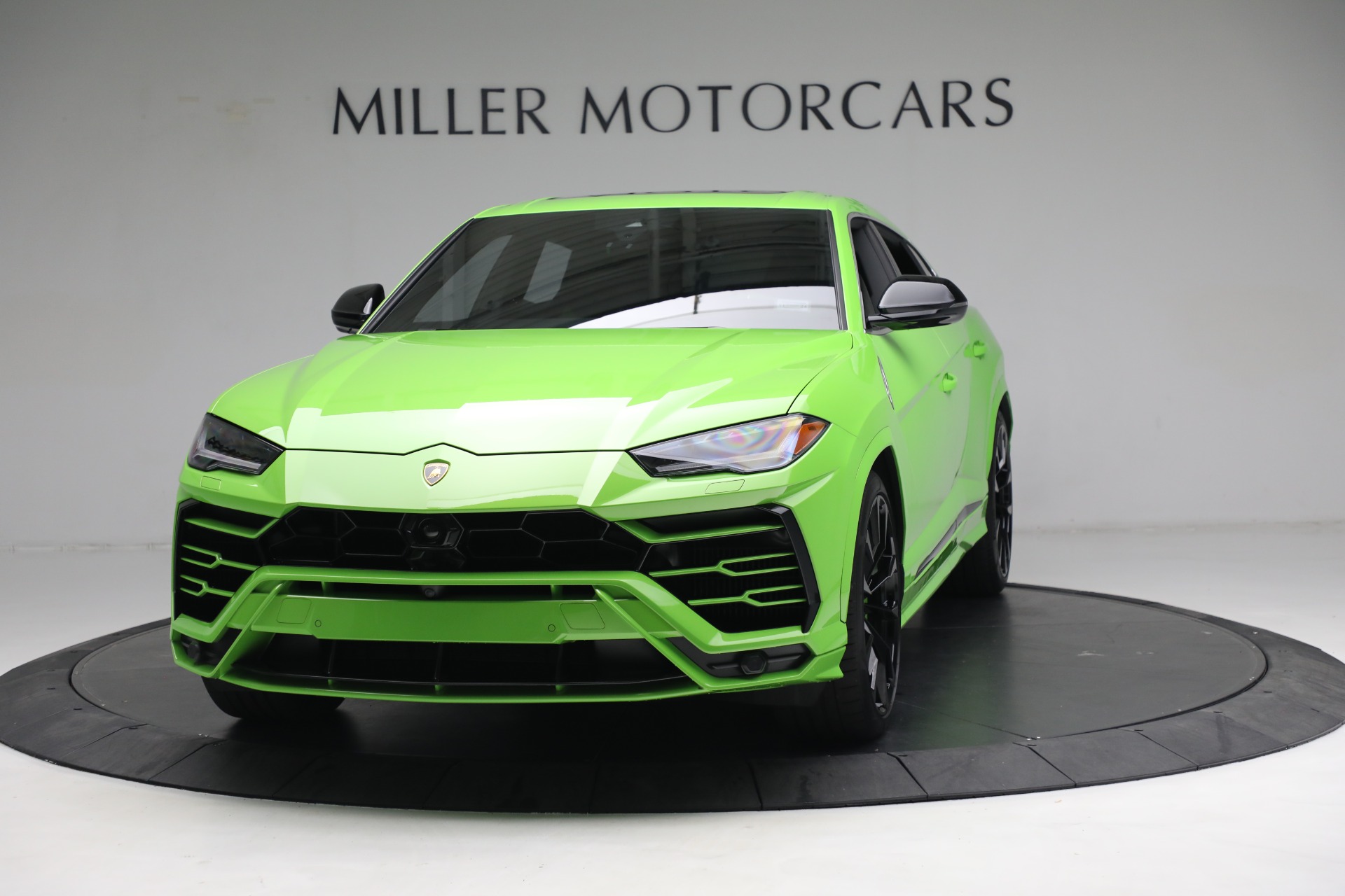 Used 2022 Lamborghini Urus for sale $269,900 at Maserati of Westport in Westport CT 06880 1