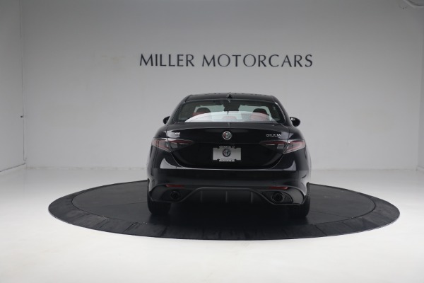 New 2024 Alfa Romeo Giulia Veloce for sale $55,350 at Maserati of Westport in Westport CT 06880 10