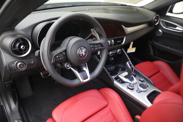 New 2024 Alfa Romeo Giulia Veloce for sale $55,350 at Maserati of Westport in Westport CT 06880 21