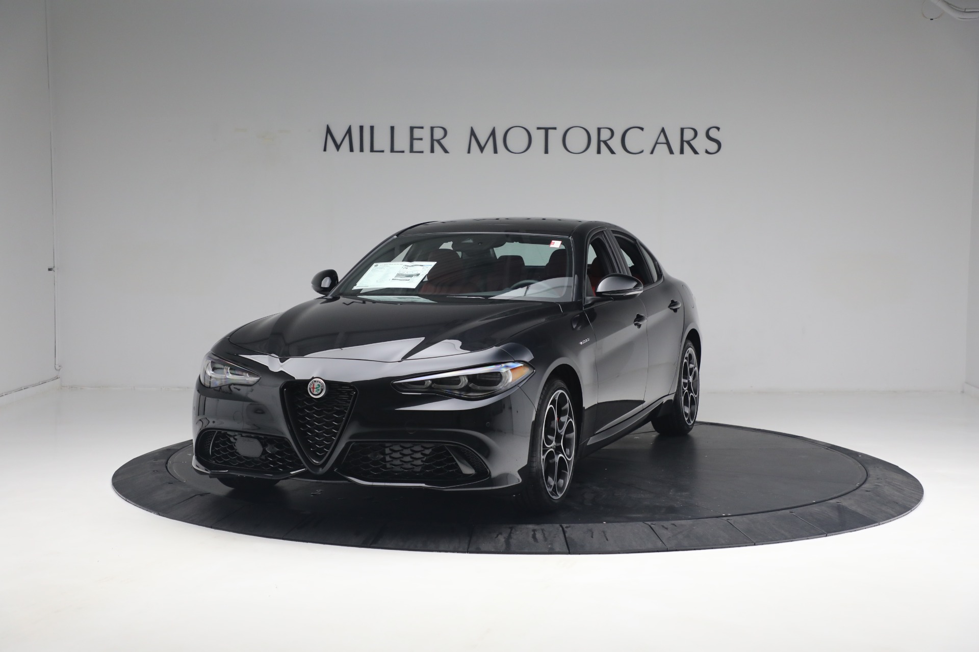 New 2024 Alfa Romeo Giulia Veloce for sale $55,350 at Maserati of Westport in Westport CT 06880 1