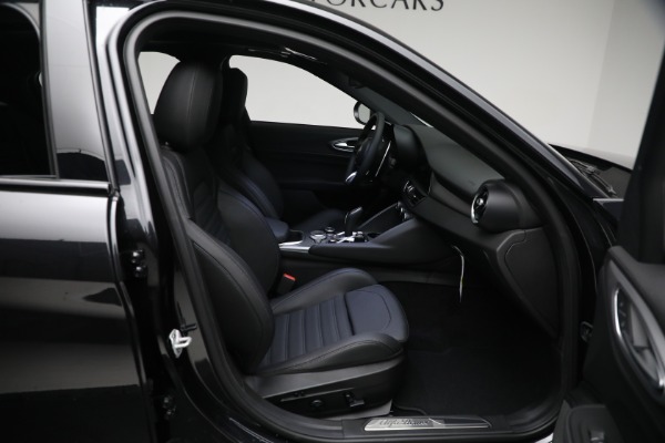 New 2024 Alfa Romeo Giulia Veloce for sale Sold at Maserati of Westport in Westport CT 06880 22