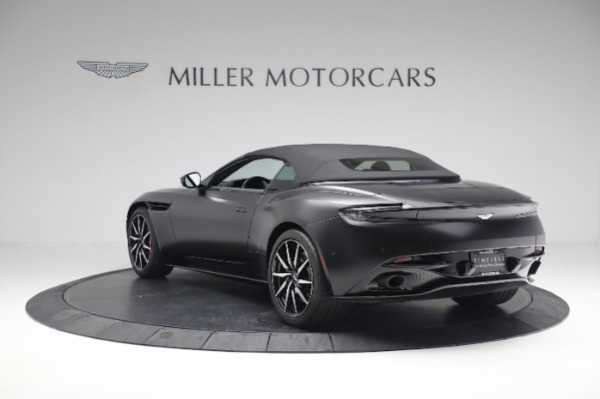 Used 2020 Aston Martin DB11 Volante for sale $147,900 at Maserati of Westport in Westport CT 06880 15