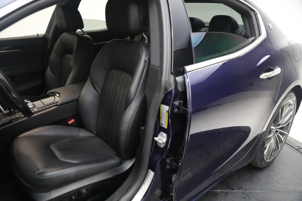Used 2020 Maserati Ghibli SQ4 for sale Sold at Maserati of Westport in Westport CT 06880 22