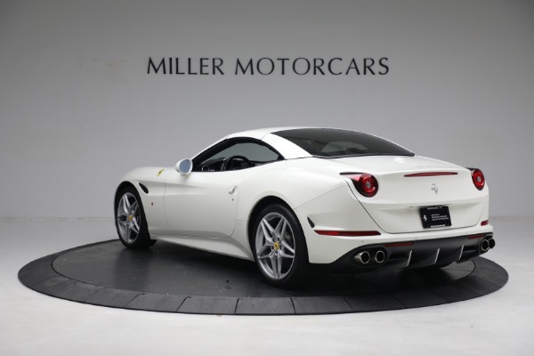 Used 2017 Ferrari California T for sale $151,900 at Maserati of Westport in Westport CT 06880 15
