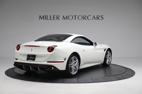 Used 2017 Ferrari California T for sale $151,900 at Maserati of Westport in Westport CT 06880 16
