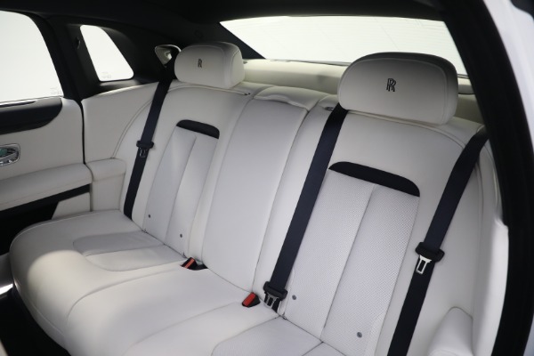 Used 2022 Rolls-Royce Ghost for sale $295,900 at Maserati of Westport in Westport CT 06880 22