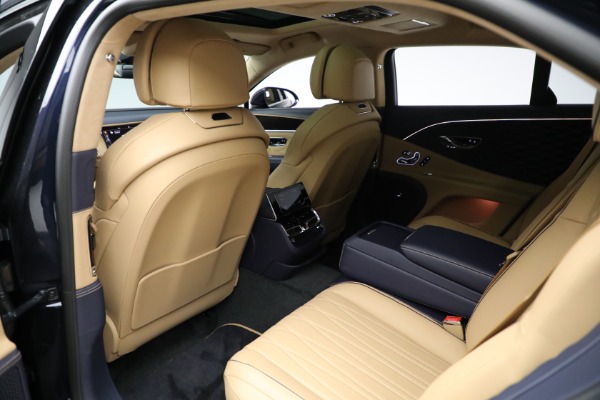 New 2024 Bentley Flying Spur Hybrid Azure for sale $289,115 at Maserati of Westport in Westport CT 06880 19