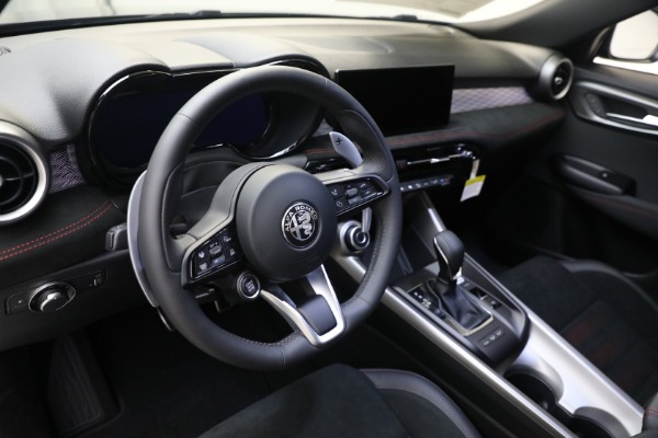 New 2024 Alfa Romeo Tonale Veloce for sale $54,790 at Maserati of Westport in Westport CT 06880 21