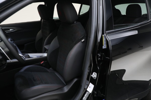 New 2024 Alfa Romeo Tonale Veloce for sale $54,790 at Maserati of Westport in Westport CT 06880 24
