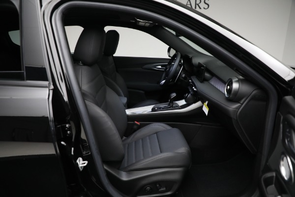 Used 2024 Alfa Romeo Tonale Veloce for sale Call for price at Maserati of Westport in Westport CT 06880 18