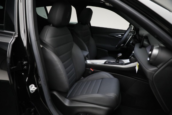 New 2024 Alfa Romeo Tonale Veloce for sale Sold at Maserati of Westport in Westport CT 06880 25