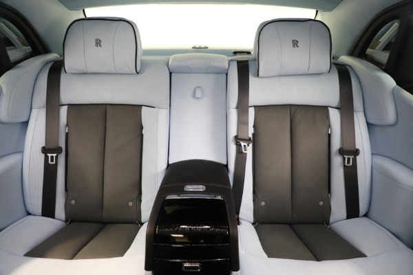 New 2024 Rolls-Royce Phantom for sale Sold at Maserati of Westport in Westport CT 06880 27