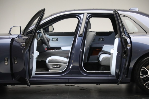 New 2024 Rolls-Royce Black Badge Ghost for sale $458,375 at Maserati of Westport in Westport CT 06880 9