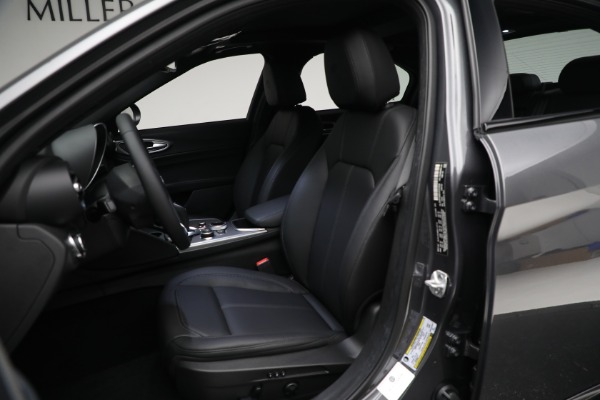 New 2024 Alfa Romeo Giulia Ti for sale $51,870 at Maserati of Westport in Westport CT 06880 24