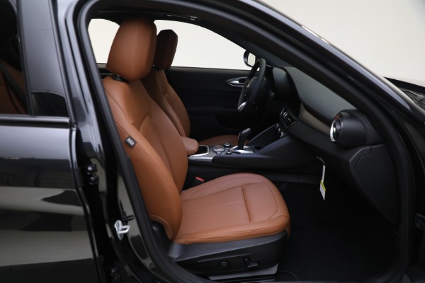 New 2024 Alfa Romeo Giulia Ti for sale $54,845 at Maserati of Westport in Westport CT 06880 24