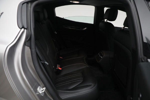 Used 2022 Maserati Ghibli Modena Q4 for sale $59,900 at Maserati of Westport in Westport CT 06880 25