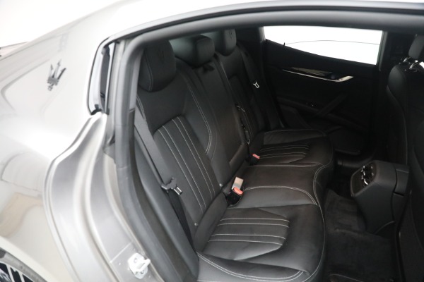 Used 2022 Maserati Ghibli Modena Q4 for sale $59,900 at Maserati of Westport in Westport CT 06880 27